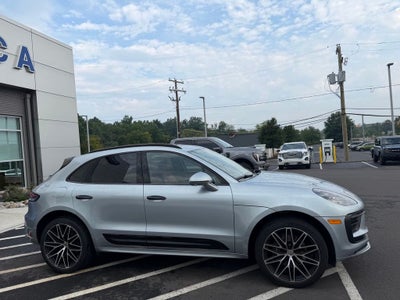 2024 Porsche Macan Base