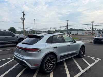2024 Porsche Macan Base