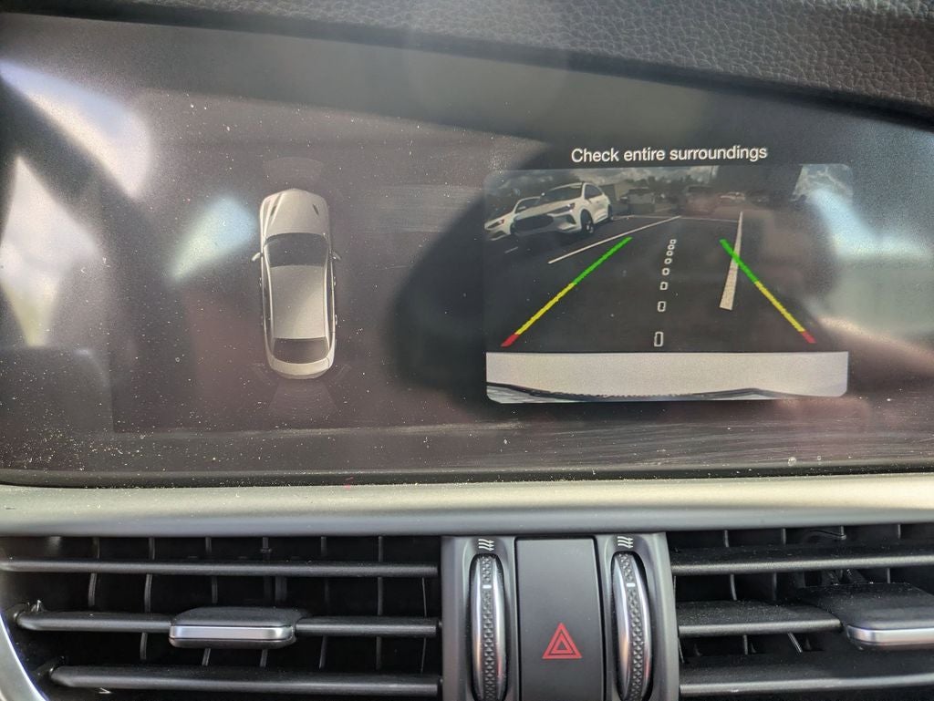 2018 Alfa Romeo Giulia Base
