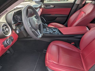 2018 Alfa Romeo Giulia Base
