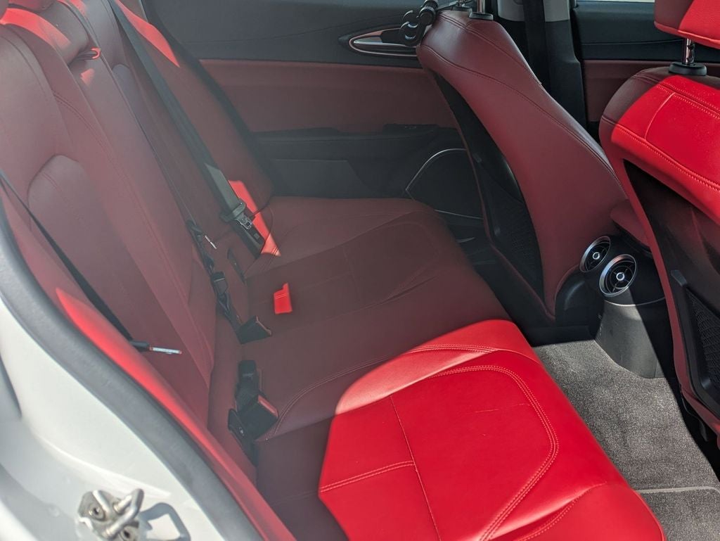 2018 Alfa Romeo Giulia Base