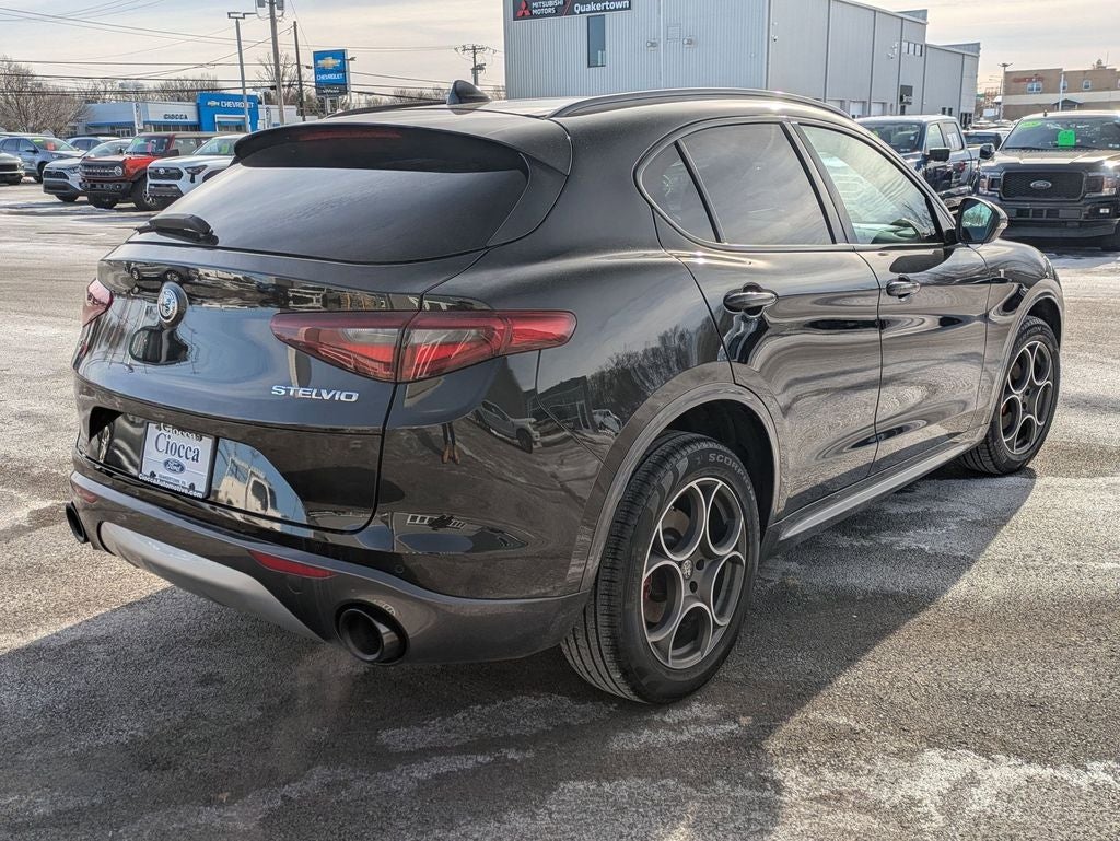 2023 Alfa Romeo Stelvio Ti