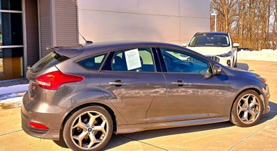 2017 Ford Focus ST