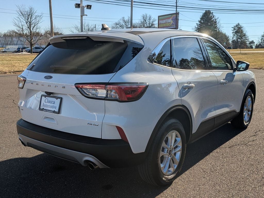 2022 Ford Escape SE