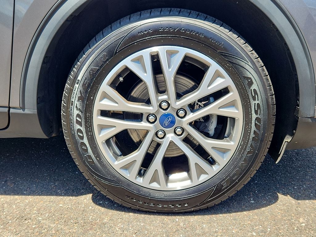 2022 Ford Escape SEL