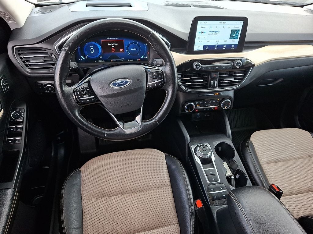 2022 Ford Escape Titanium