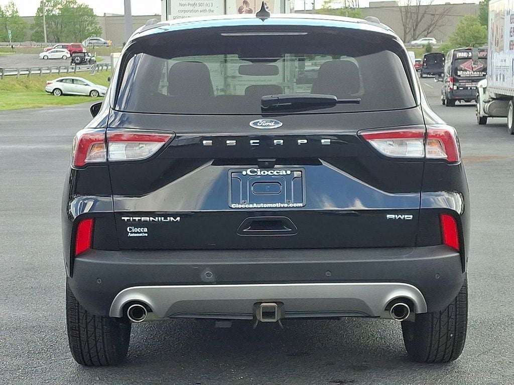 2022 Ford Escape Titanium