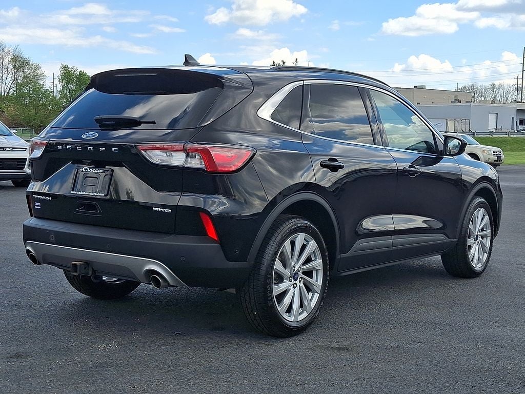 2022 Ford Escape Titanium