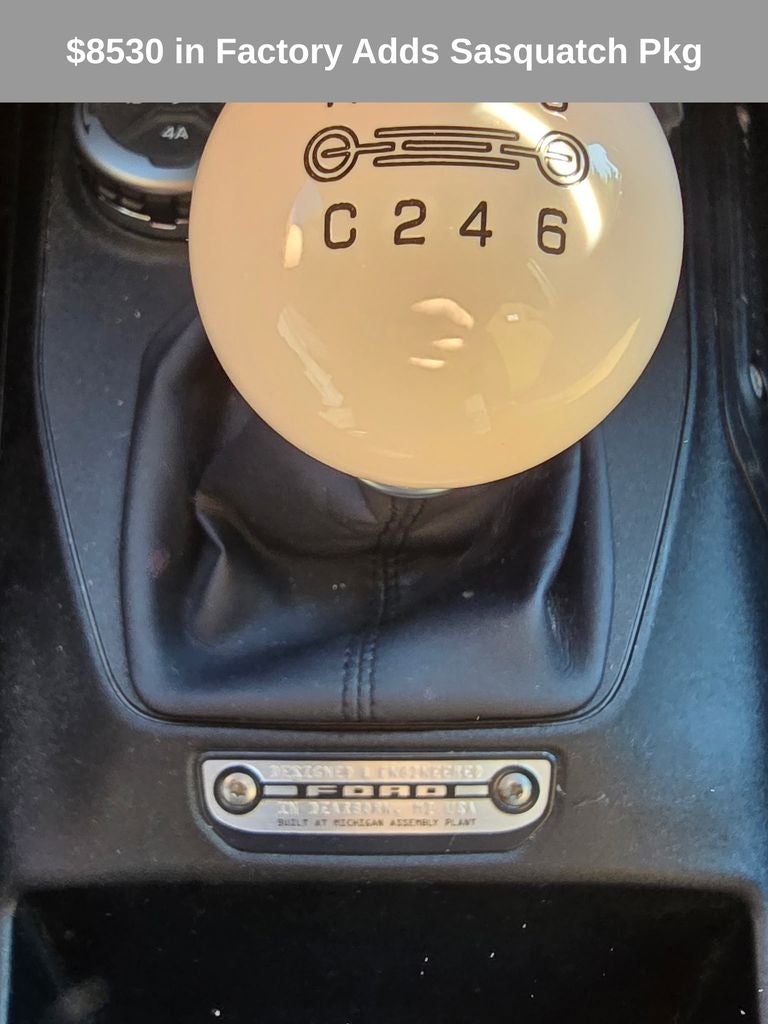 2023 Ford Bronco Base