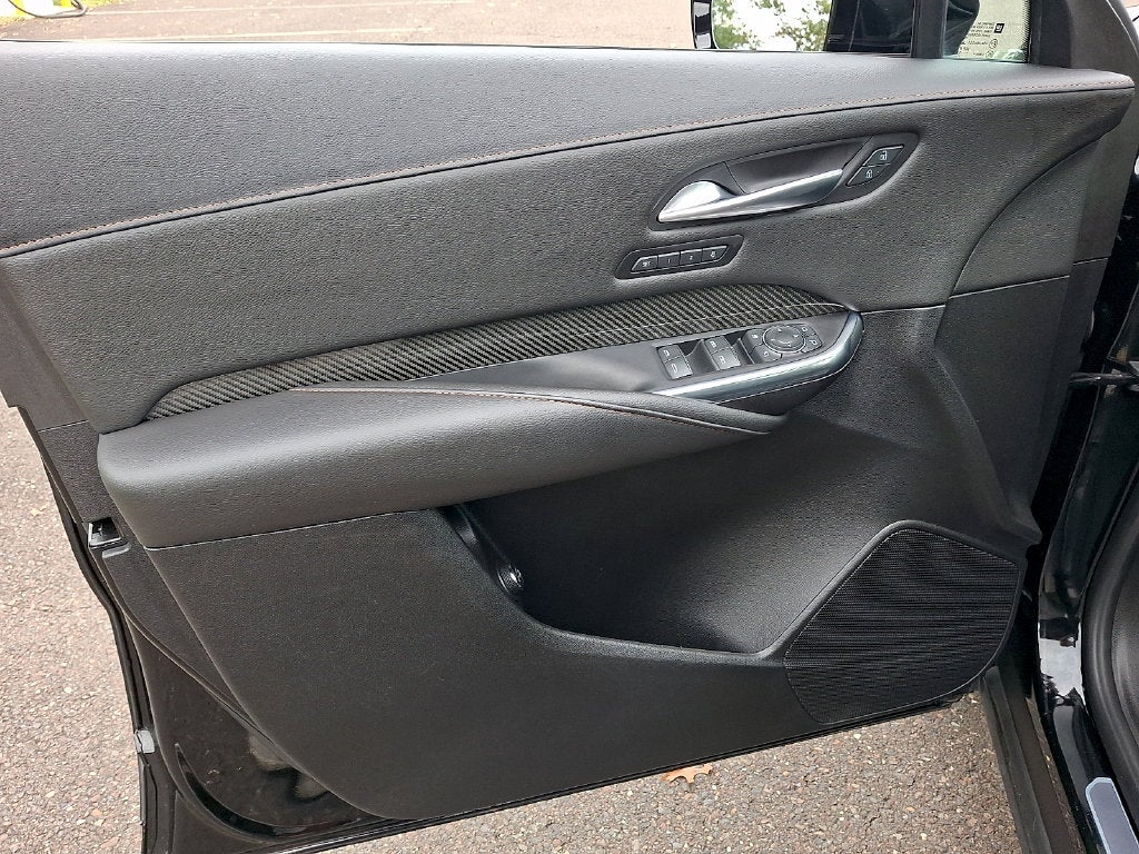 2023 Cadillac XT4 Sport