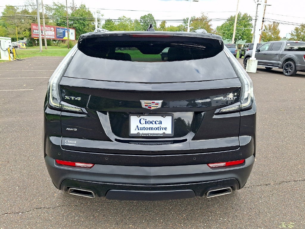 2023 Cadillac XT4 Sport