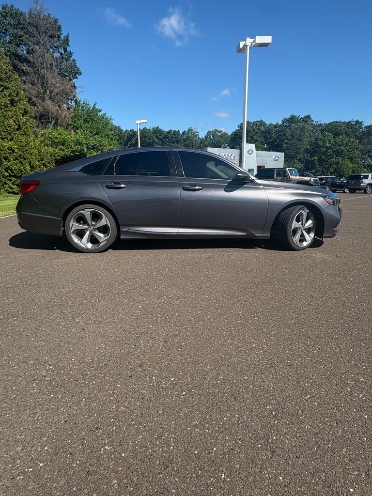 2020 Honda Accord Touring 2.0T