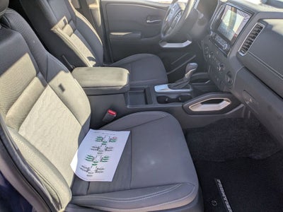 2022 Nissan Frontier SV