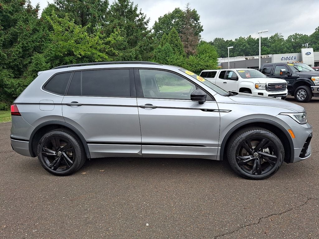 2024 Volkswagen Tiguan 2.0T SE R-Line Black