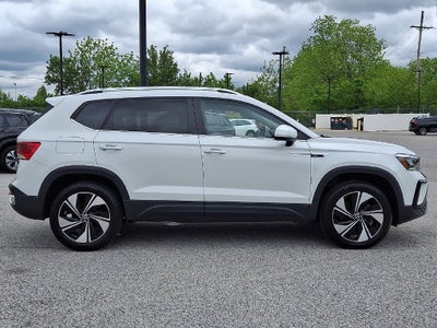 2024 Volkswagen Taos 1.5T SE