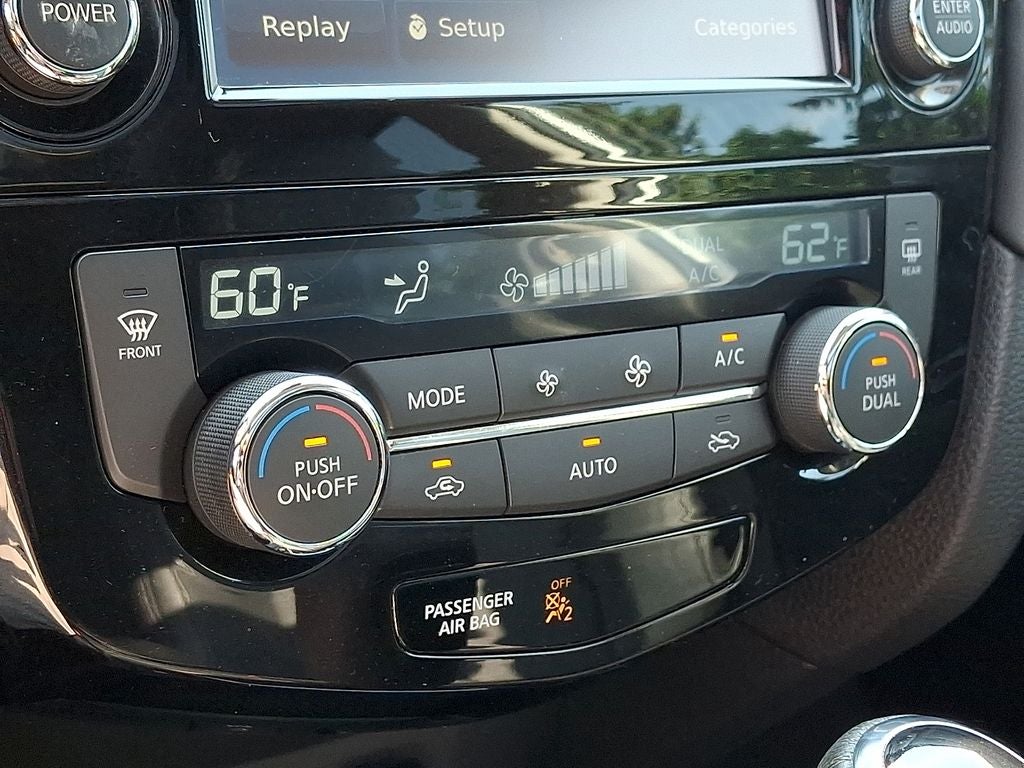 2017 Nissan Rogue SL