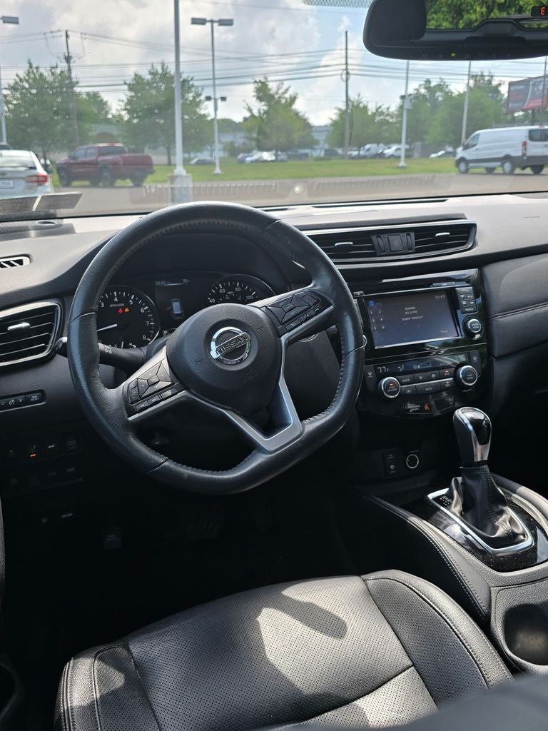 2017 Nissan Rogue SL
