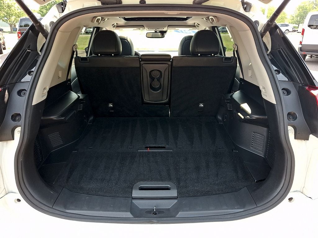 2017 Nissan Rogue SL