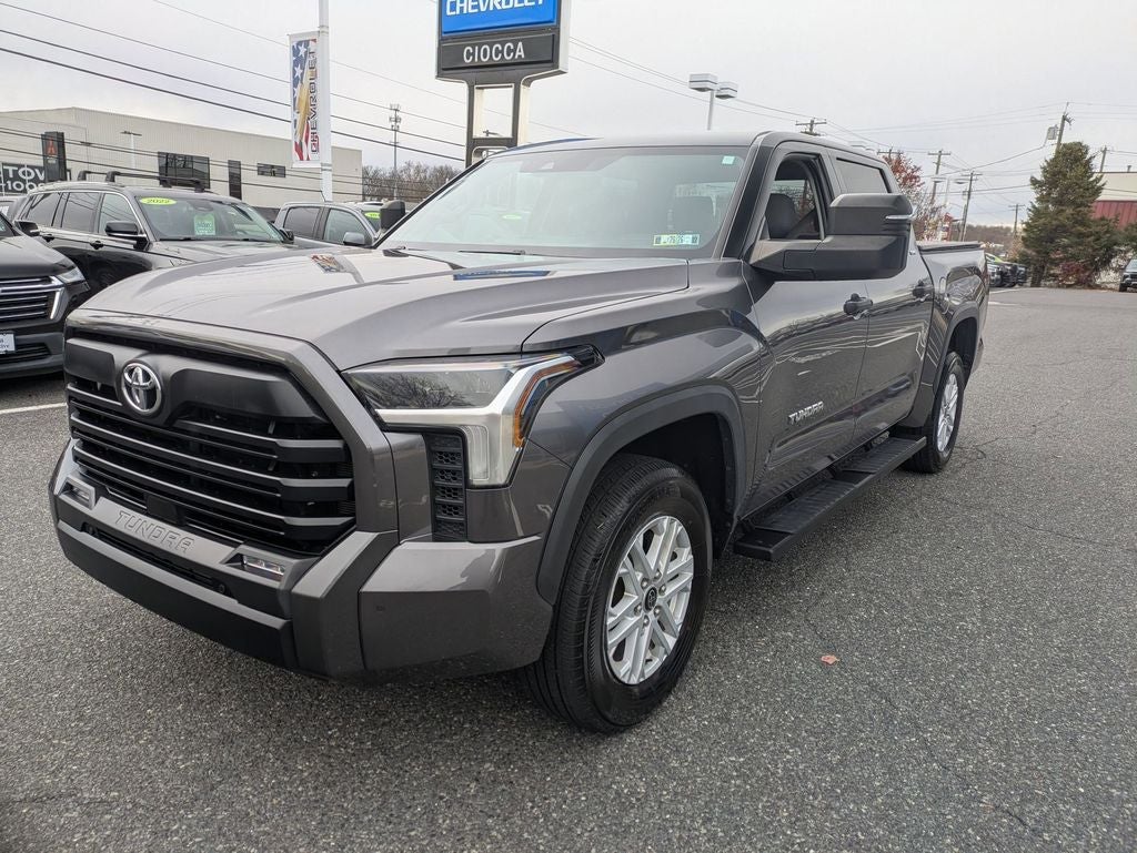 2022 Toyota Tundra SR5