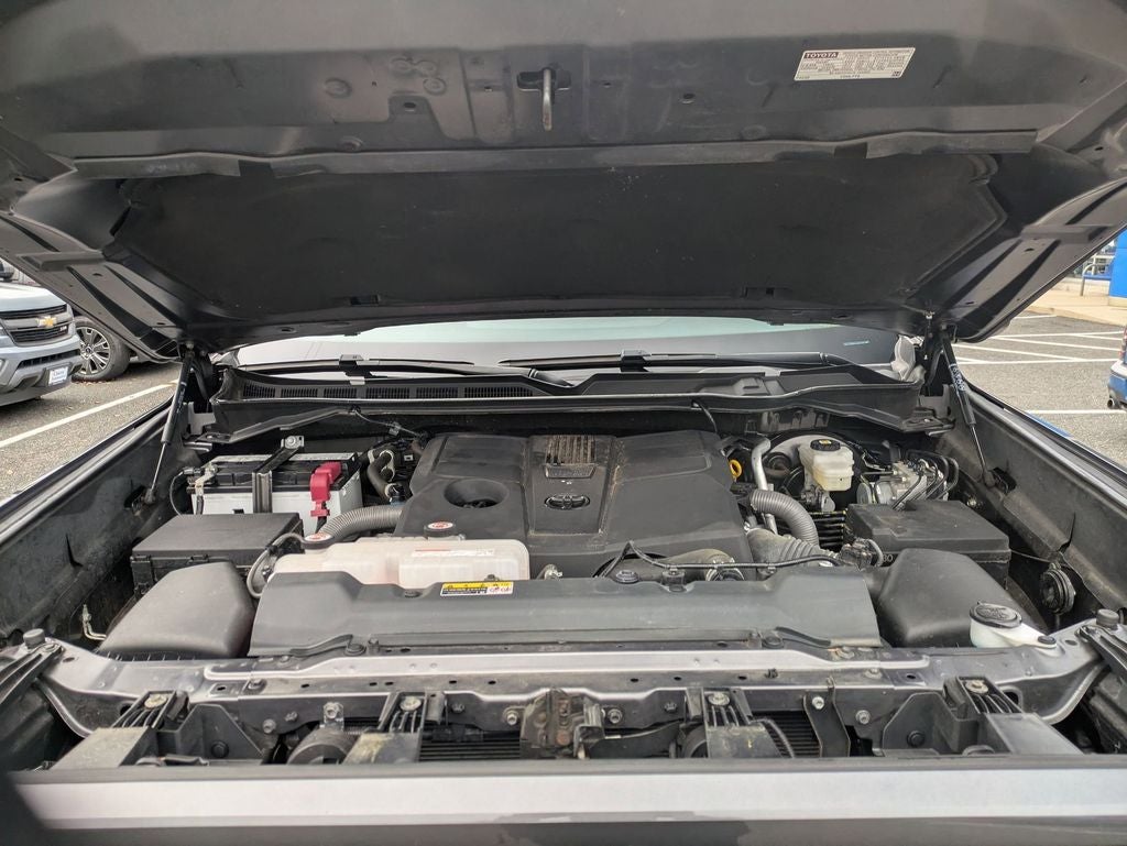2022 Toyota Tundra SR5