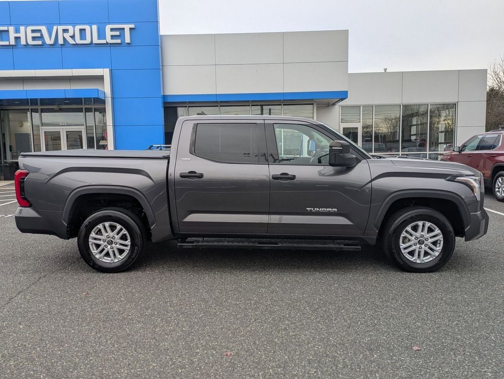2022 Toyota Tundra SR5