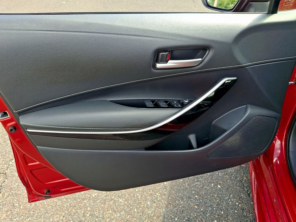 2021 Toyota Corolla Hatchback XSE