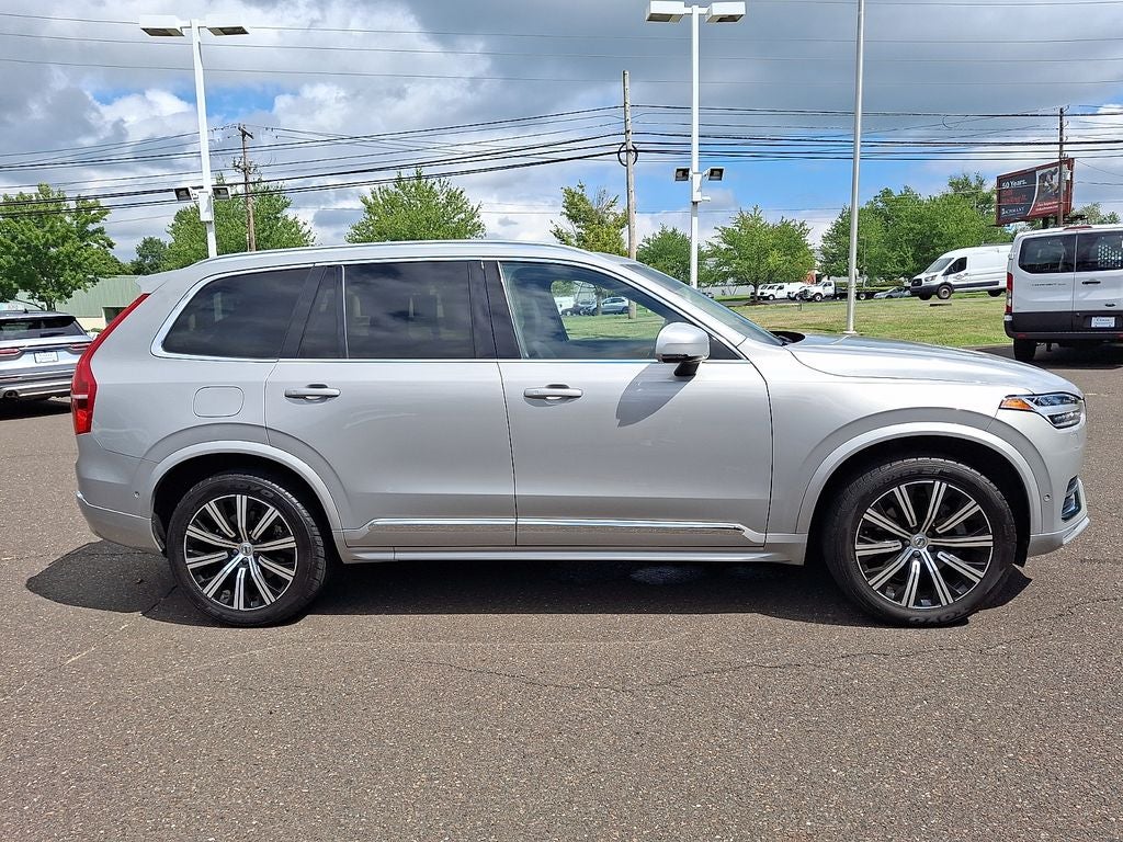 2023 Volvo XC90 B5 Plus