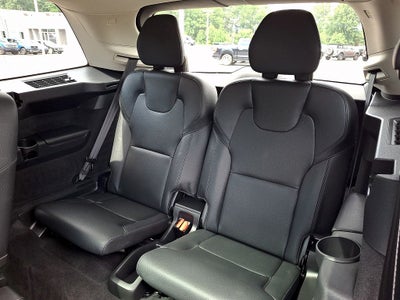 2023 Volvo XC90 B5 Plus