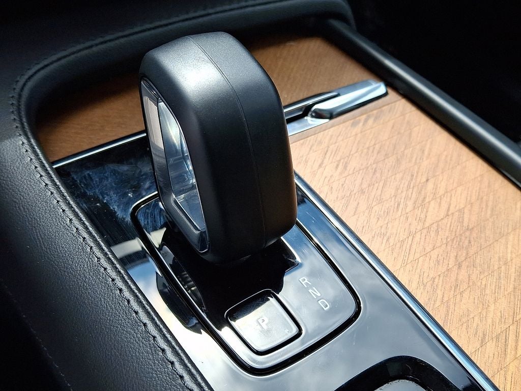 2023 Volvo XC90 B5 Plus