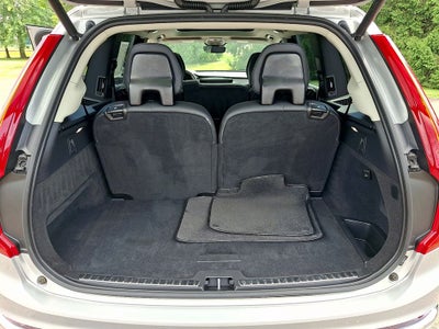 2023 Volvo XC90 B5 Plus