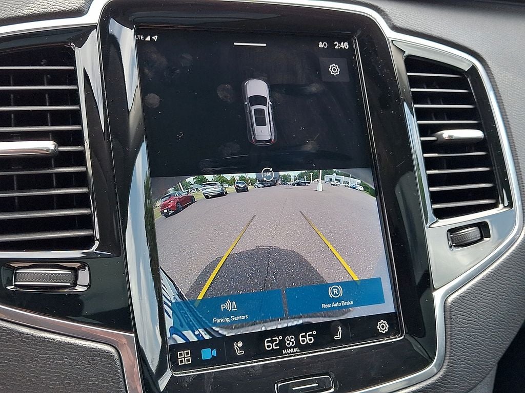 2023 Volvo XC90 B5 Plus