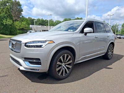 2023 Volvo XC90 B5 Plus