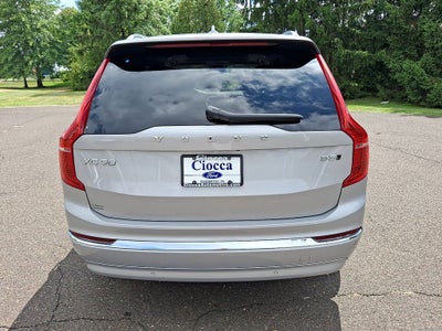 2023 Volvo XC90 B5 Plus