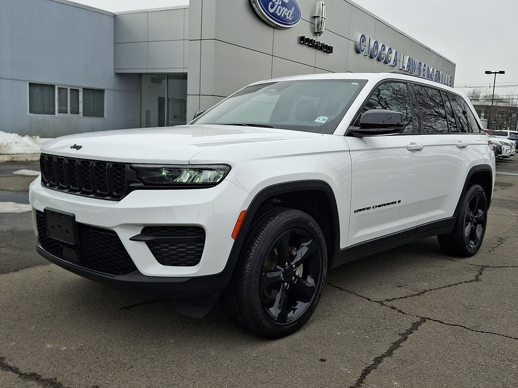 2023 Jeep Grand Cherokee Altitude