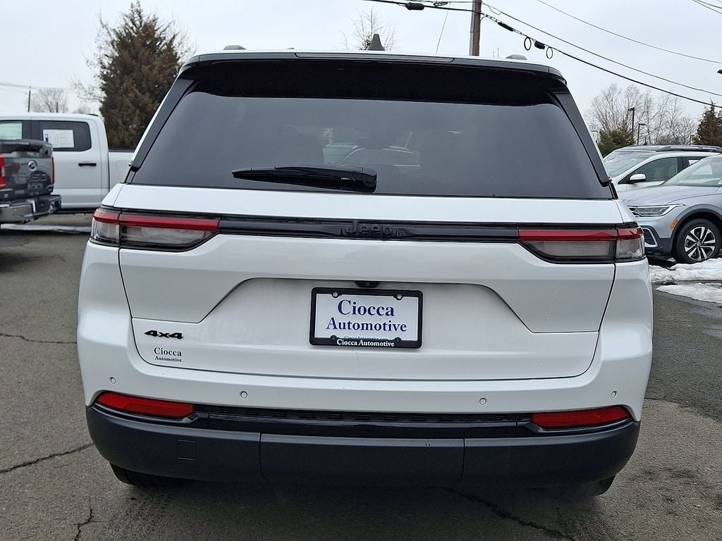 2023 Jeep Grand Cherokee Altitude