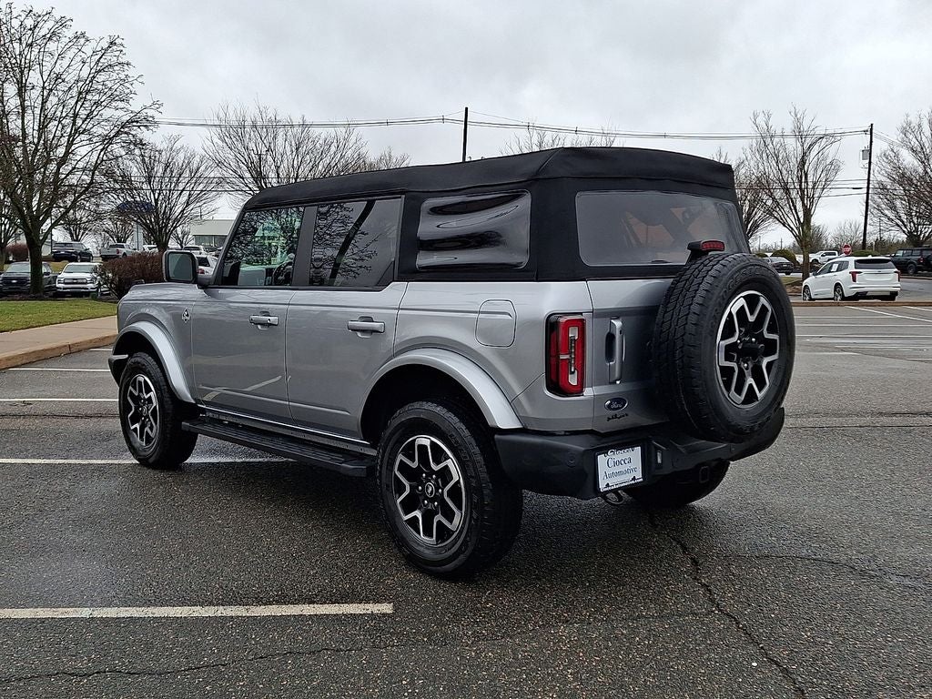 2023 Ford Bronco Base
