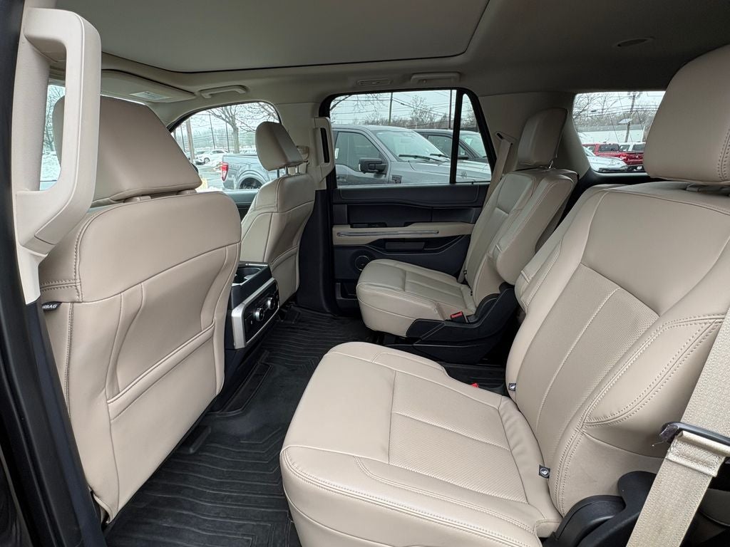 2022 Ford Expedition XLT