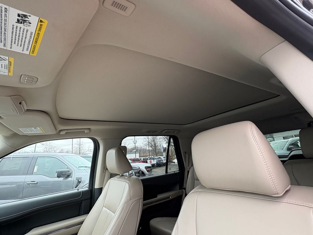 2022 Ford Expedition XLT