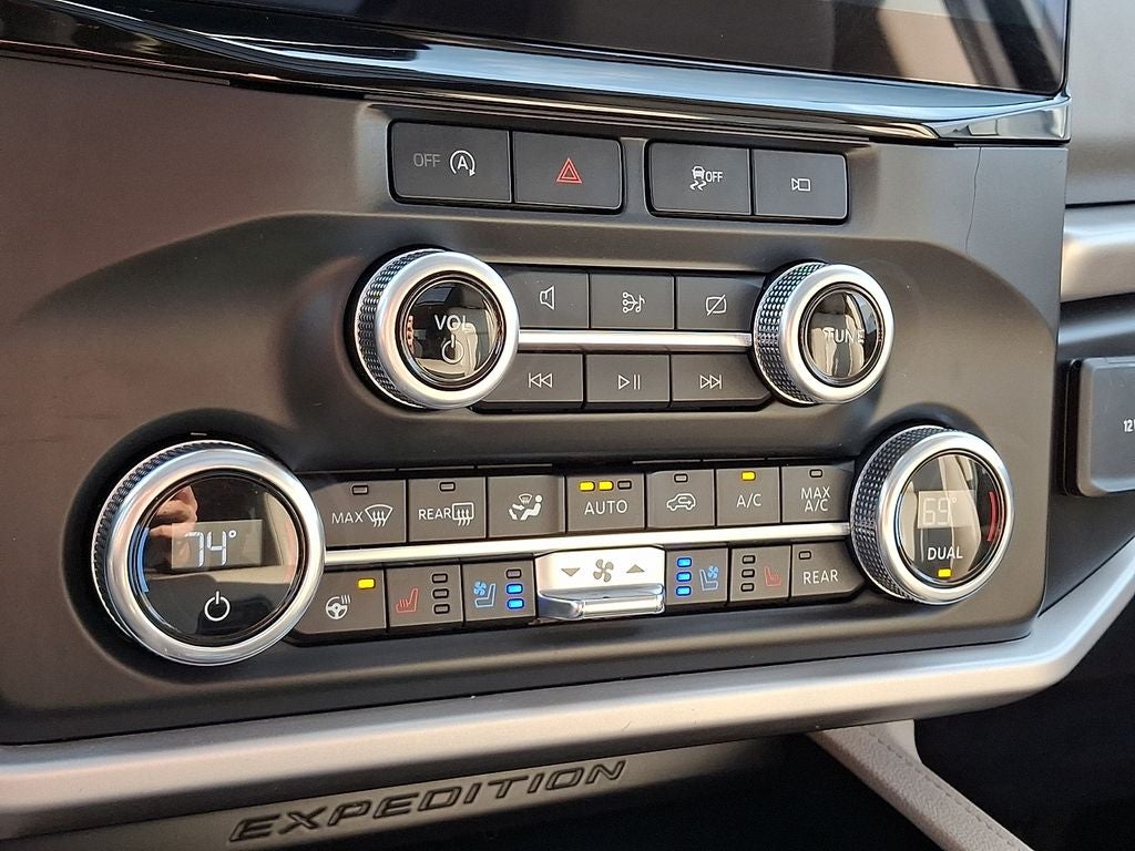 2022 Ford Expedition XLT