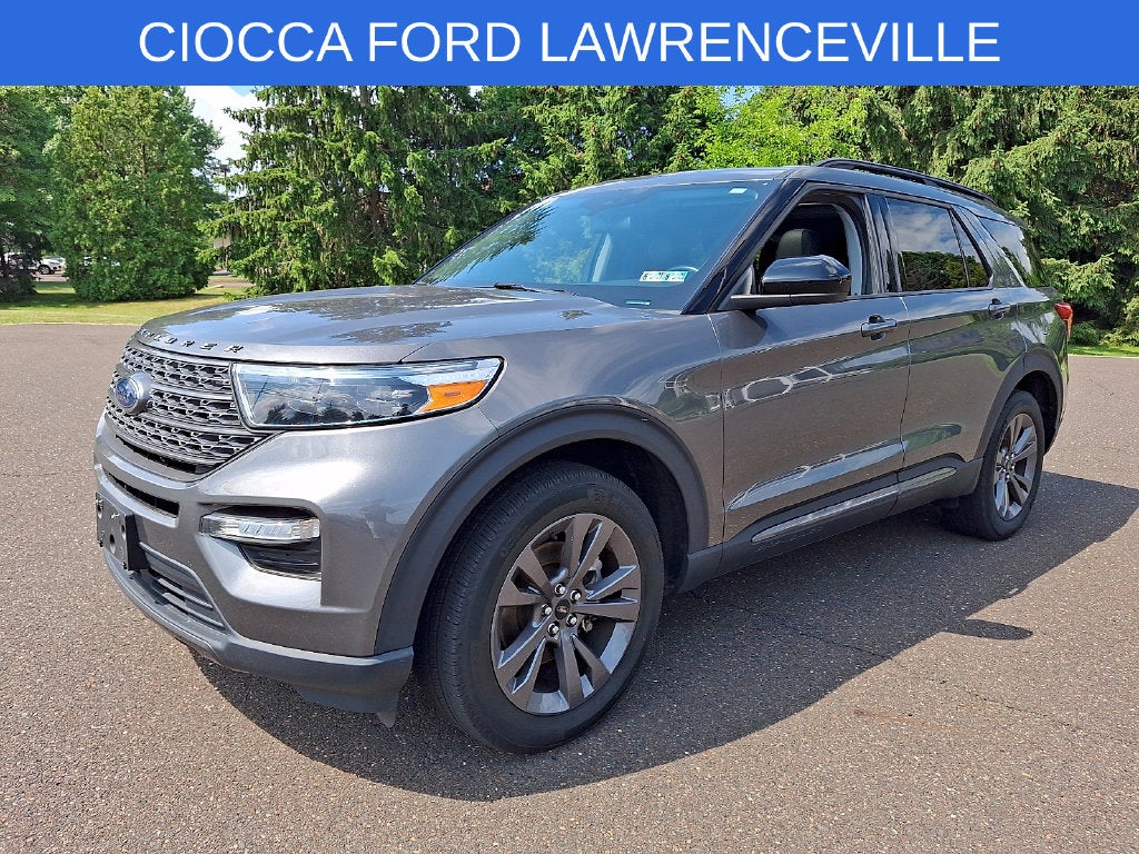 2023 Ford Explorer XLT