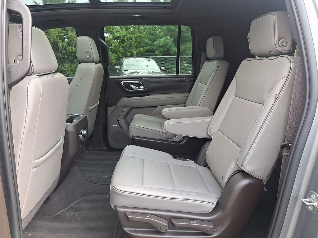 2023 GMC Yukon XL SLT