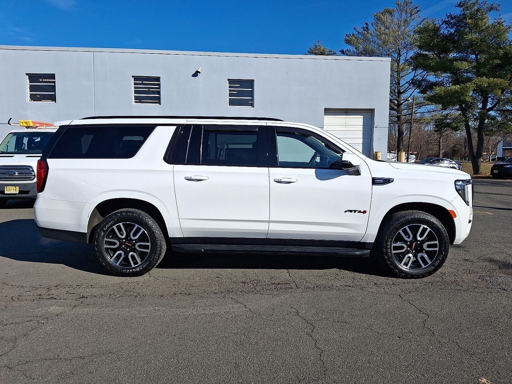 2023 GMC Yukon XL AT4