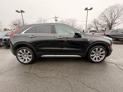 2022 Cadillac XT4 Premium Luxury