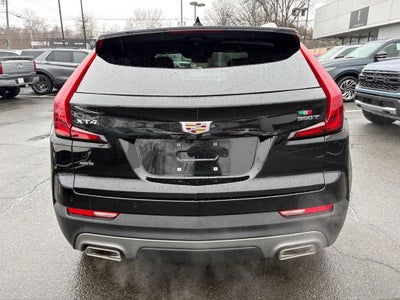 2022 Cadillac XT4 Premium Luxury