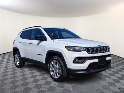 2023 Jeep Compass Latitude Lux