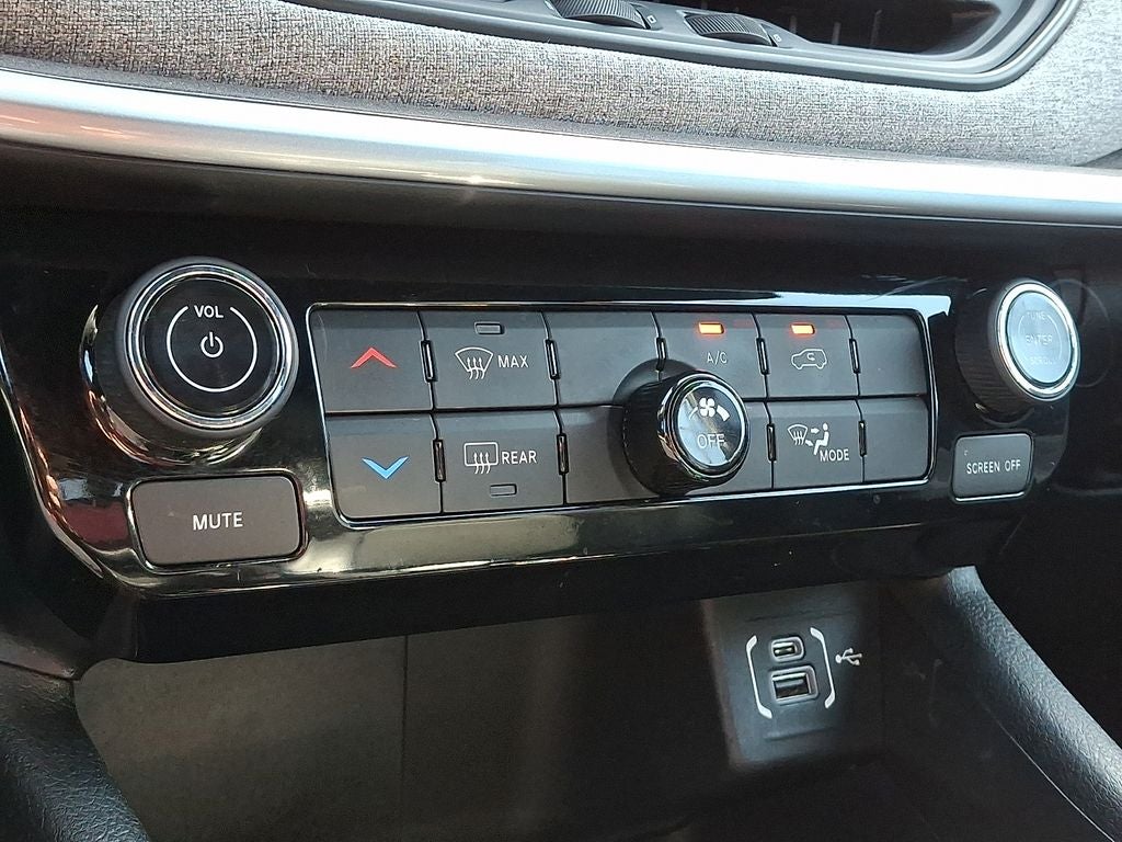 2023 Jeep Compass Latitude Lux