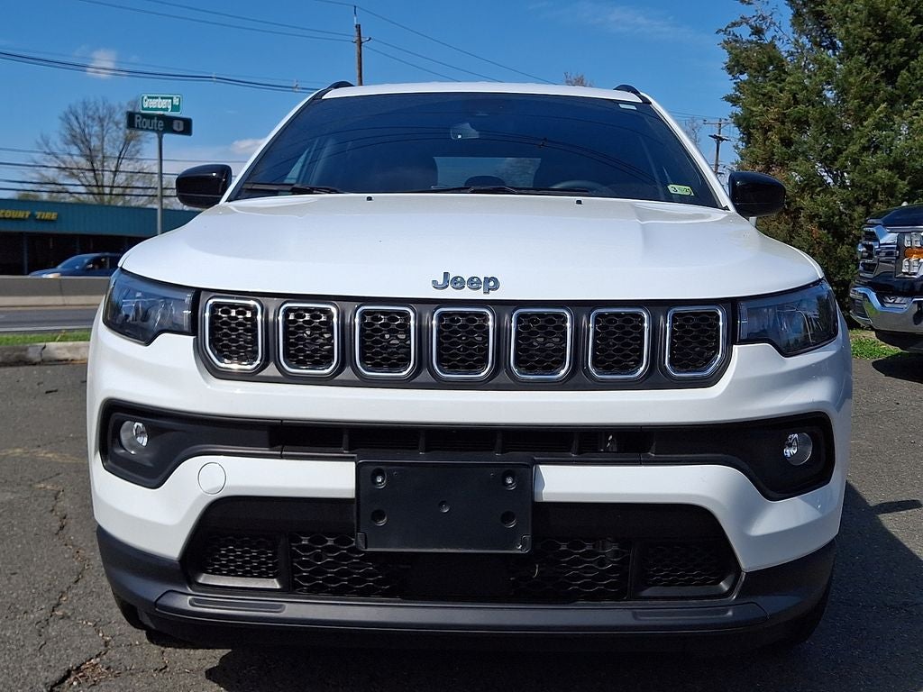 2023 Jeep Compass Latitude Lux