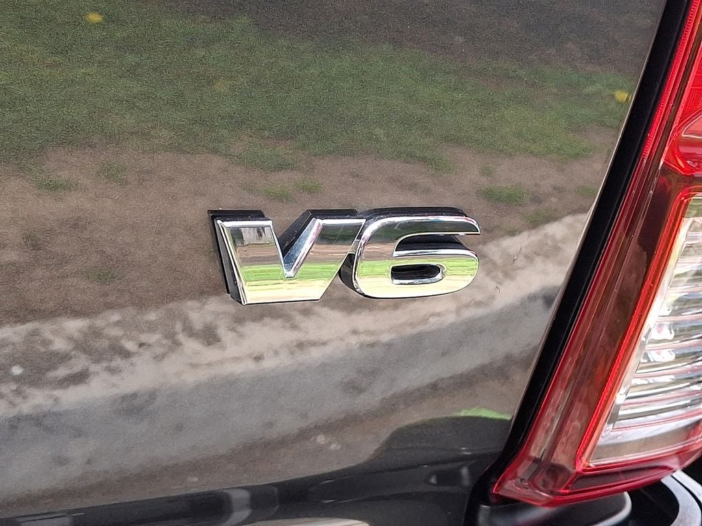 2023 Toyota Tacoma SR V6