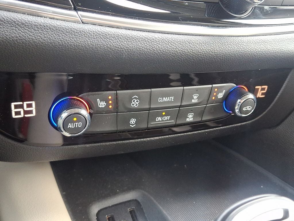 2018 Buick Enclave Essence