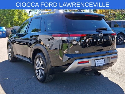 2023 Nissan Pathfinder SL